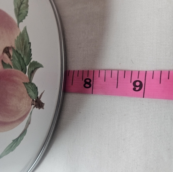 Vintage Enamel Fruit Bowls - Set Of 3 - Cherry, Raspberry, Apple, Grape, Peach - Picture 13 of 15